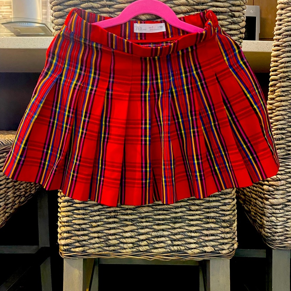Zara’s kids pleated skirt